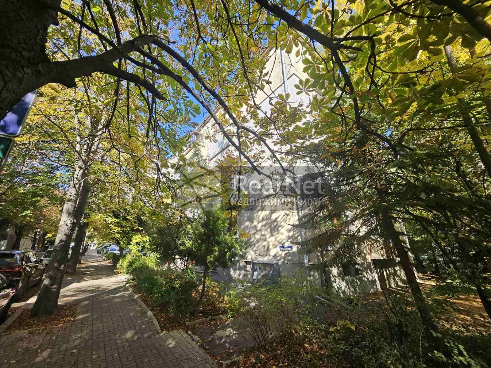 13 Продава 3-стаен апартамент в кв. „Лозенец“