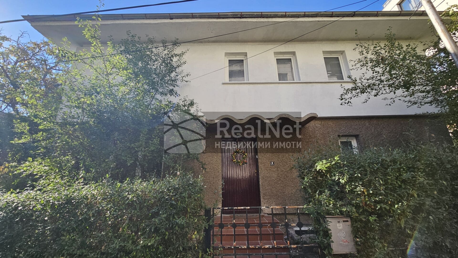 20261006_102853 RealNet office Partners отдава под наем къща на два етажа
