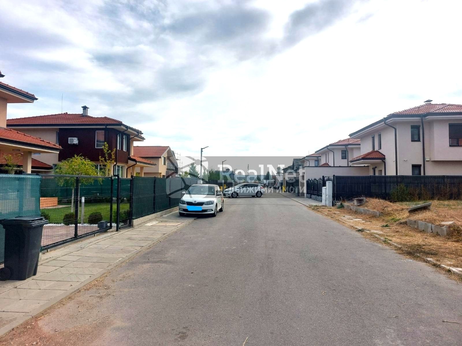 3 рп 11 ПРОДАВА парцел – 125 000 €, с. Равно поле
